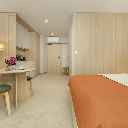 Szumi Sosna - - Premium - Sea Shell Łukęcin